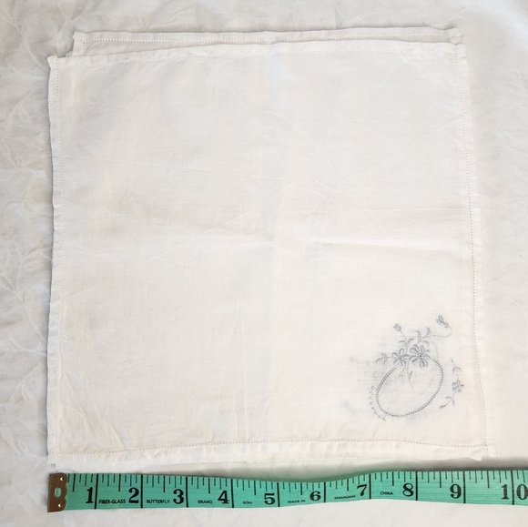 Antique Embroidered Silk Bridal Kerchiefs - Picture 11 of 12